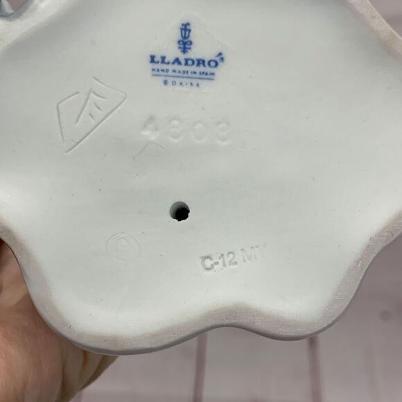 Lladro Porcelain no. 4808 Wedding Bride and Groom Figurine Sculpture - Picture 9 of 12